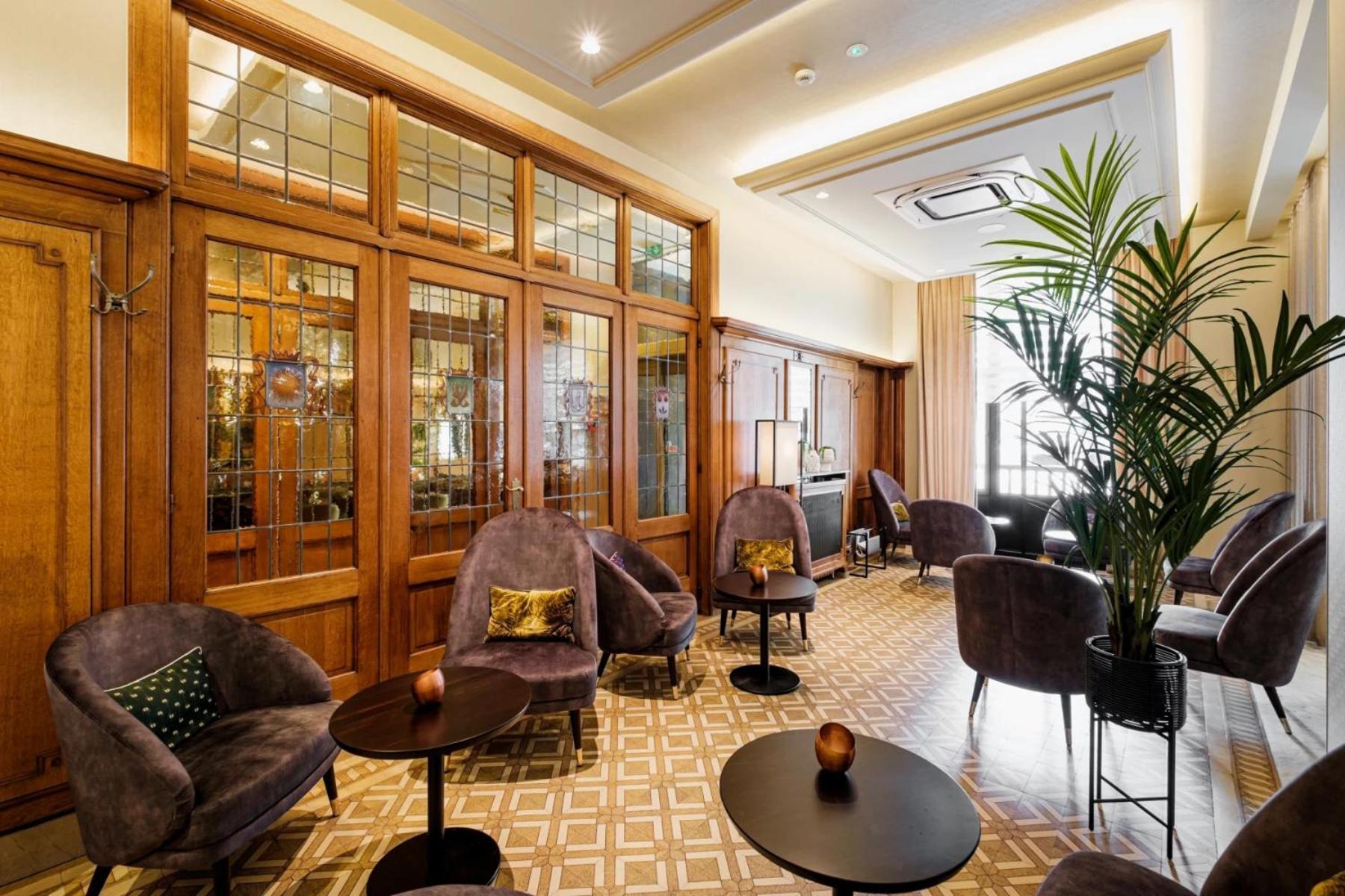 Hotel Royal De Panne Exterior photo